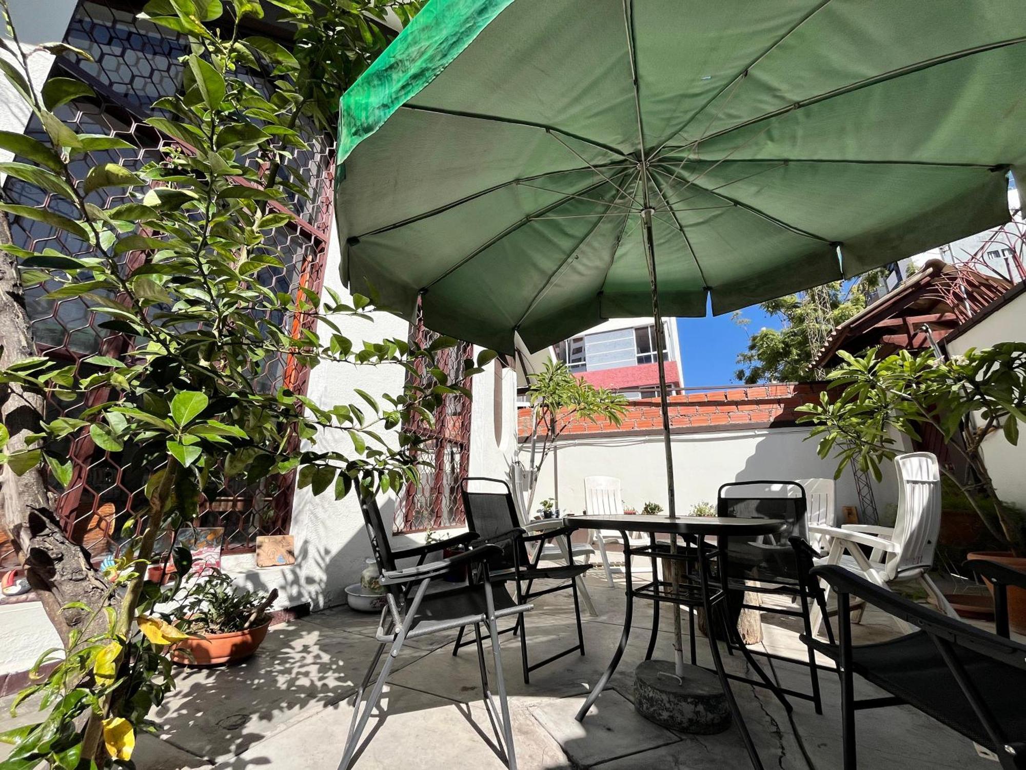 El Pueblito Hostel Cochabamba Exterior photo